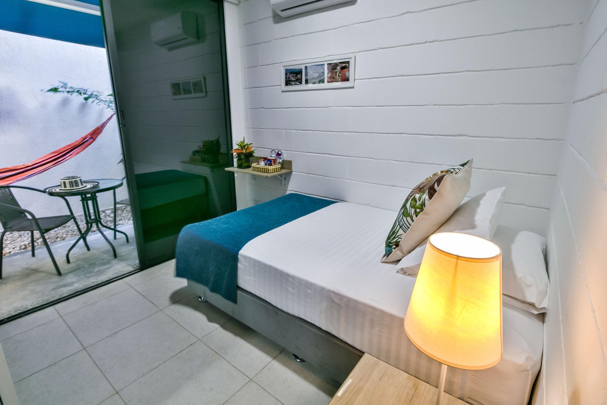 Hotel Casa Vallecaucana Cali Bagian luar foto
